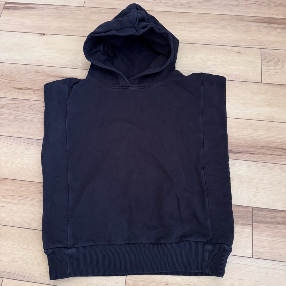 Zara Sleeveless Hoodie XS